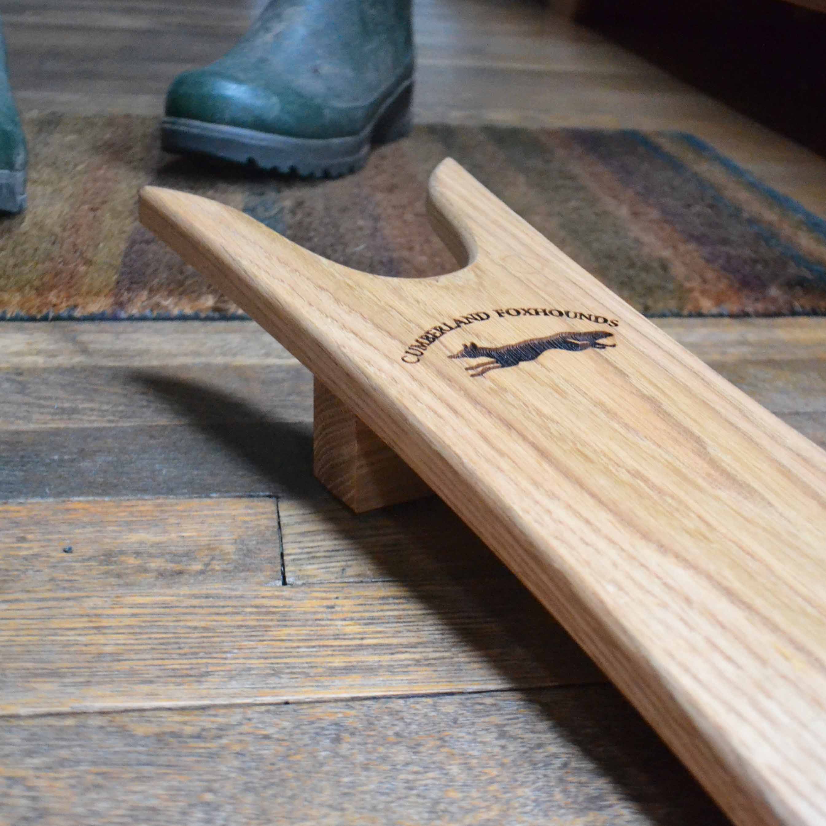 Oak shop boot jack